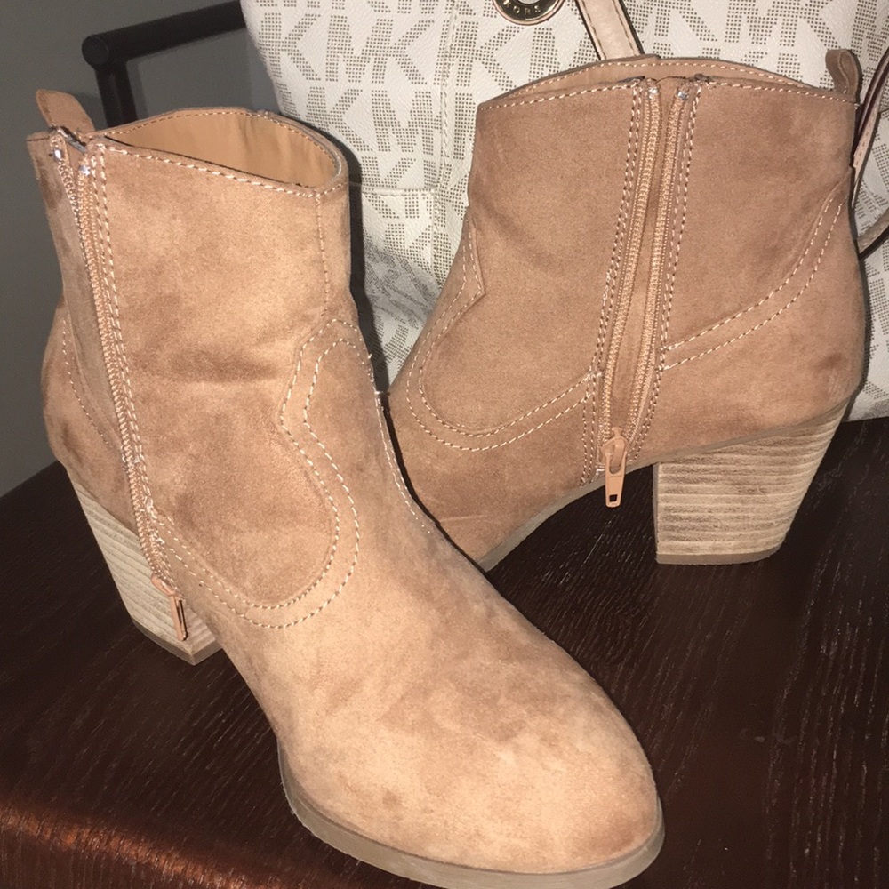 Suede brown cowboy booties. Like new.